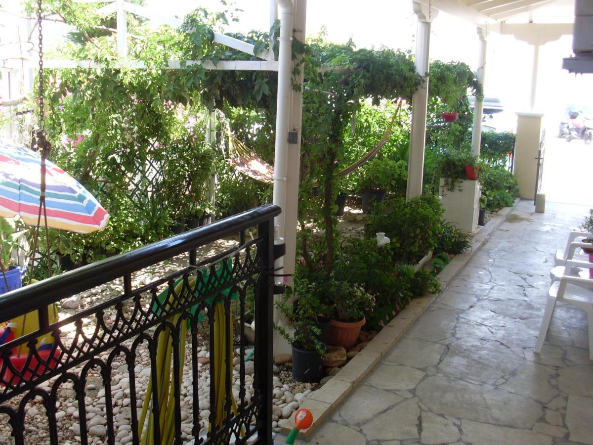 Mariangela Apartments Lixouri Ngoại thất bức ảnh
